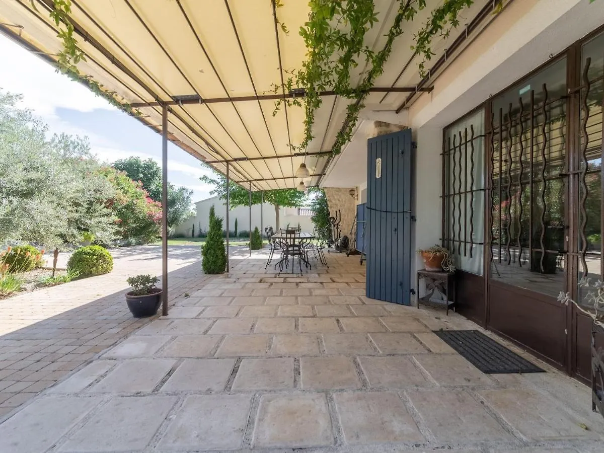 Lavish Villa In Carpentras With Private Swimming Pool 0*,